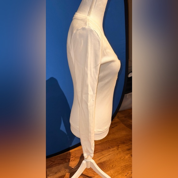 CITIZENS OF HUMANITY Scarlett Rib Henley Top - Picture 10 of 13